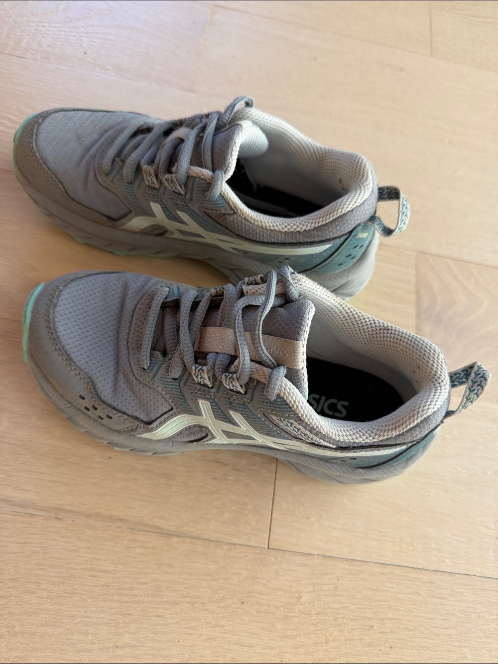 asics - Picture 5 of 11